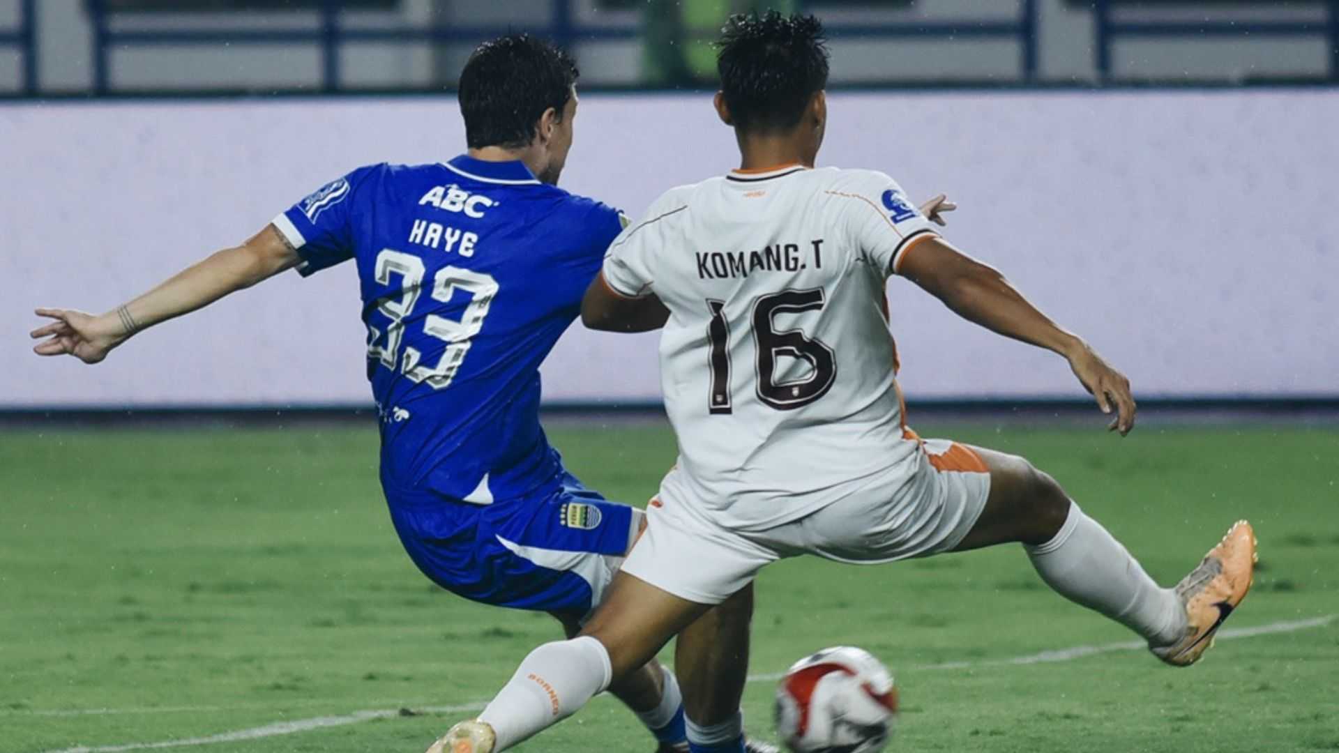 Persib Bandung Jinakkan Borneo FC dalam Duel Papan Atas di GBLA
